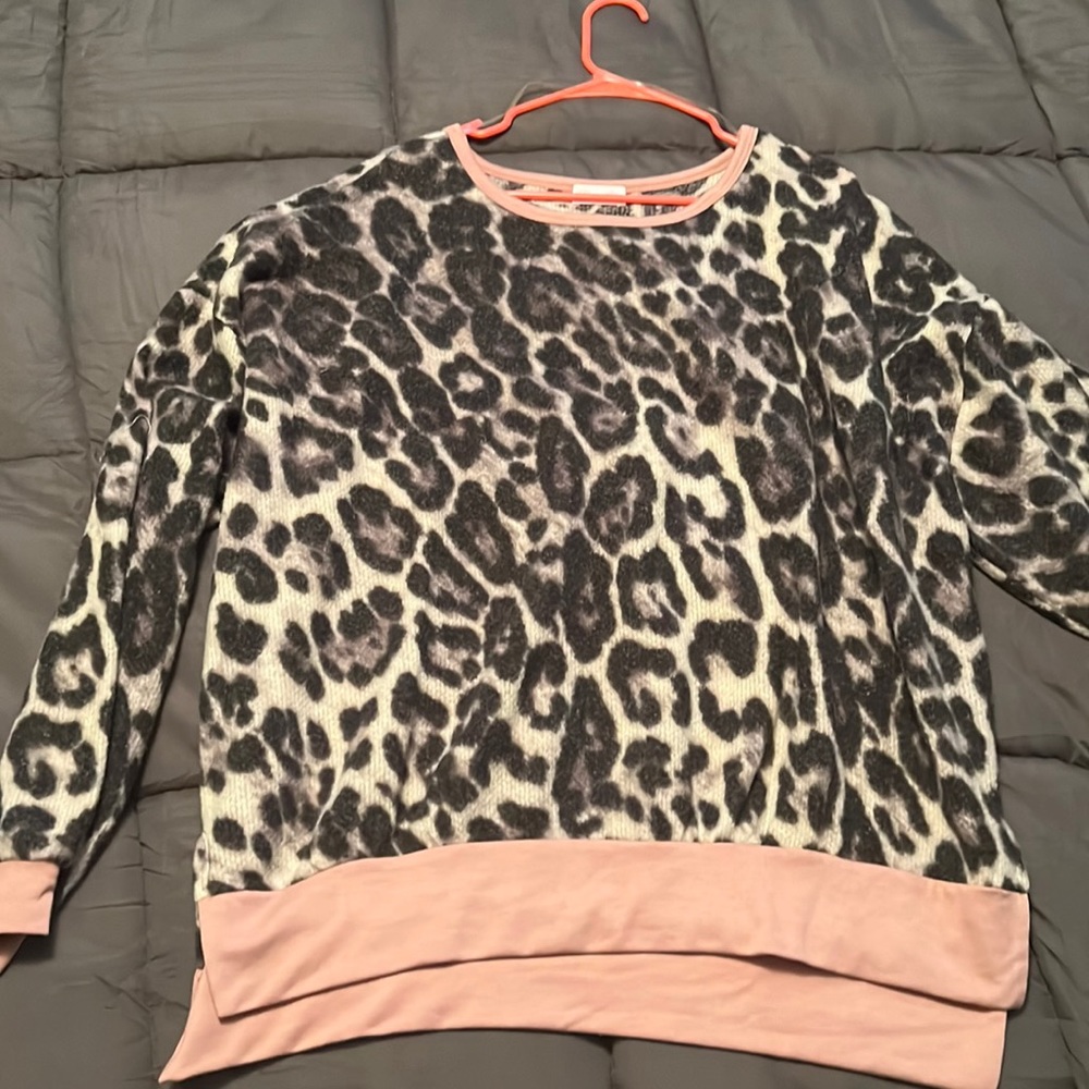 Pink Lily leopard print sweater